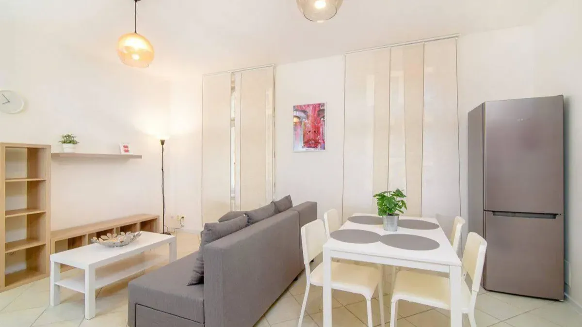 Pronájem bytu 2+kk 50m² Praha - Karlín